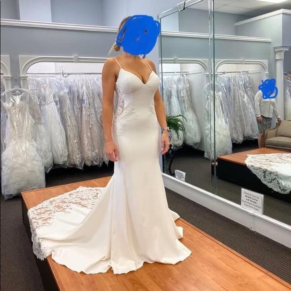 Allure bridal wedding dress